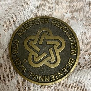 AMERICAN REVOLUTION BICENTENNIAL BELT BUCKLE 1776-1976 SOLID BRASS VINTAGE